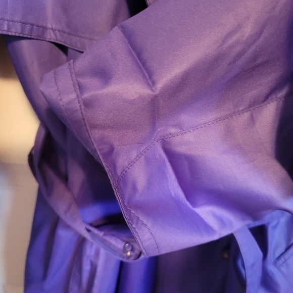 Retro and Wonderful Purple Vintage London Fog long coat! - Picture 5 of 16